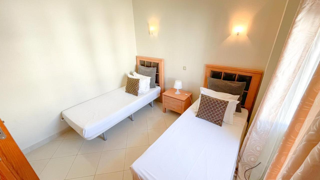 Villa Gabriel By Sunny Deluxe Albufeira Eksteriør billede